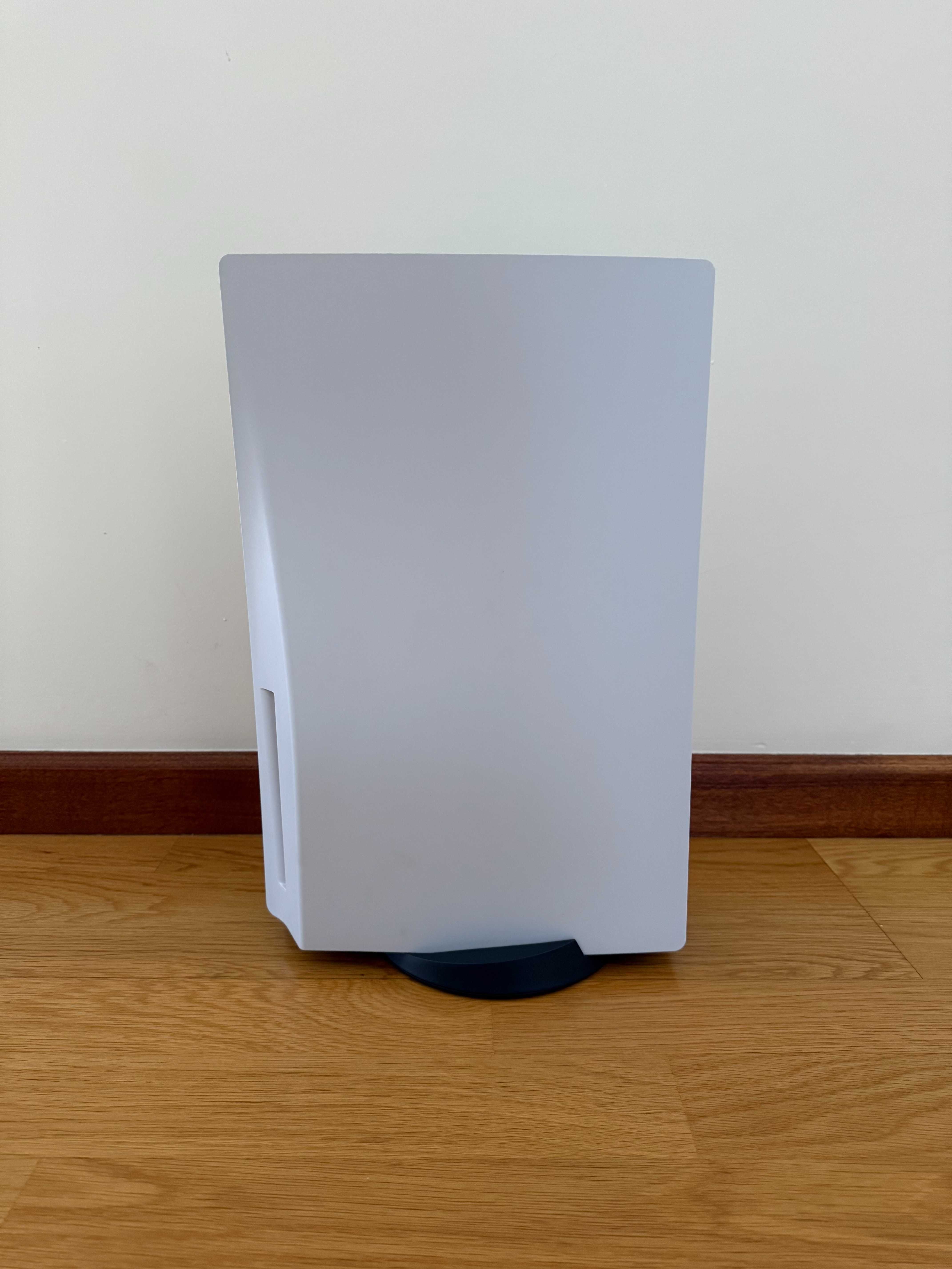 PS5 Standard 825GB (com caixa original)