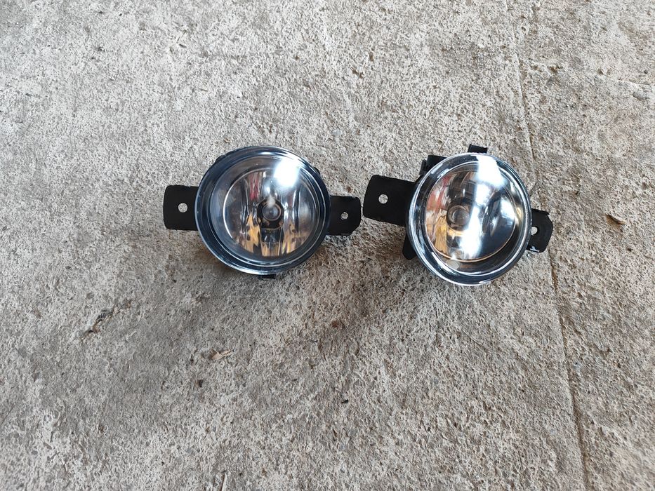 протитуманні фари Nissan X-Trail T30, Qashqai j10