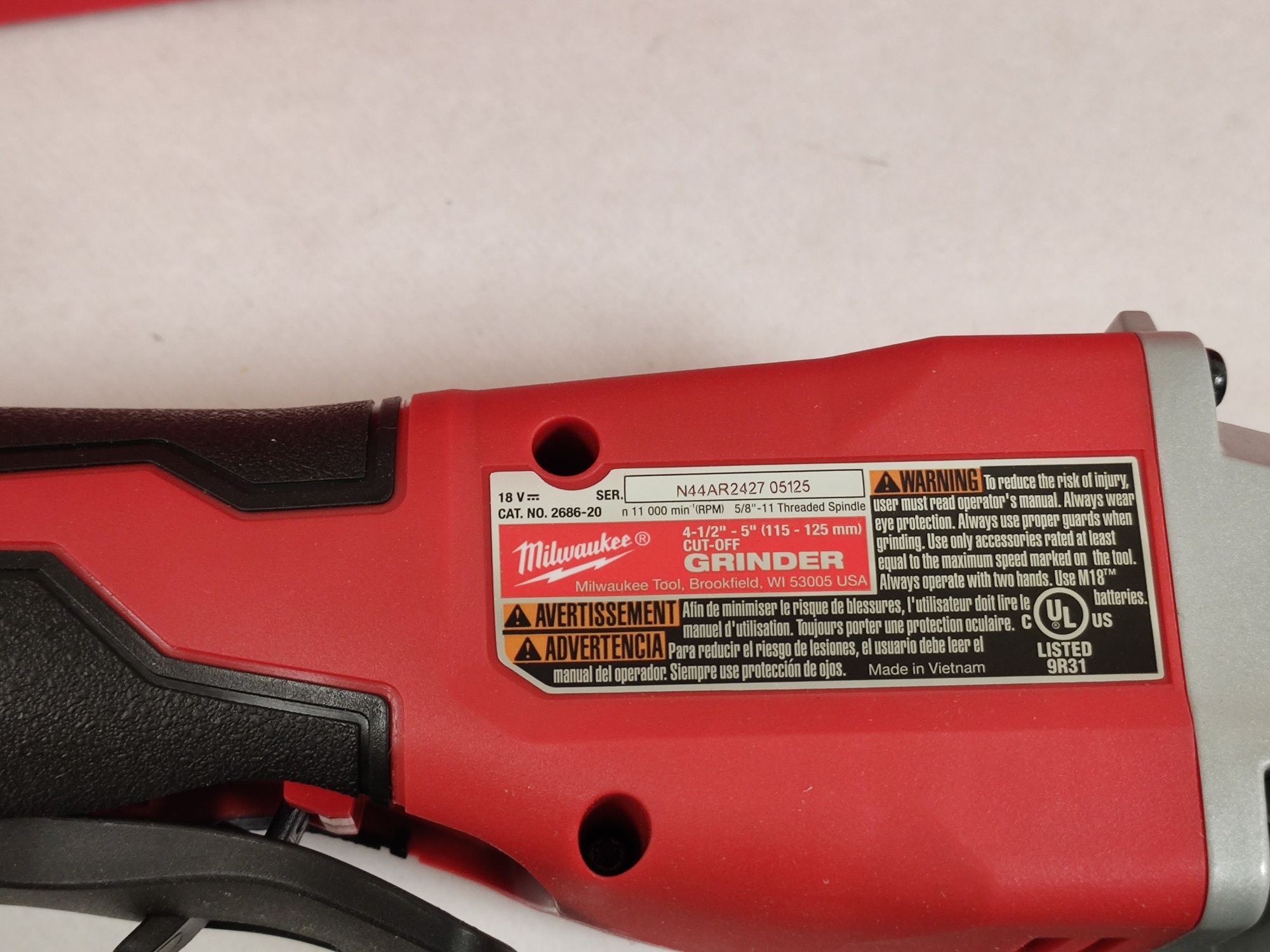 Безщіткова кутова шліфмашина Milwaukee M18™ 2686-20