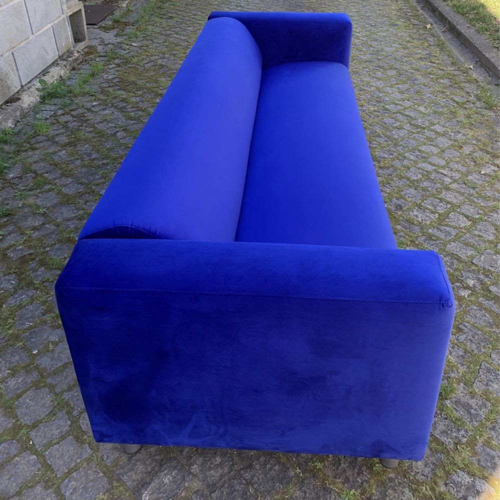 Sofá de veludo azulão novo 2,50m comprimento x 0,80m profundidade