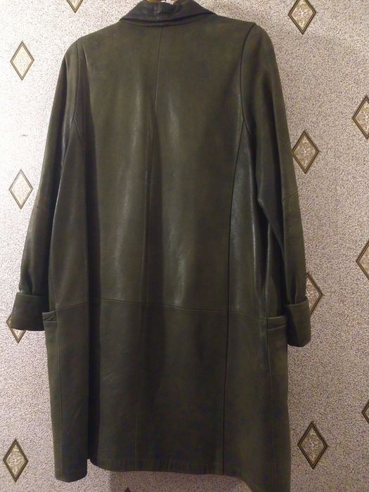 Кожаная женская куртка