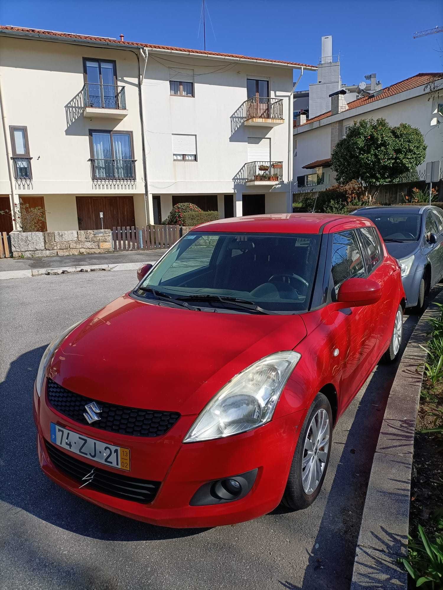 Suzuki Swift 2013 – Económico, Ágil e Fiável