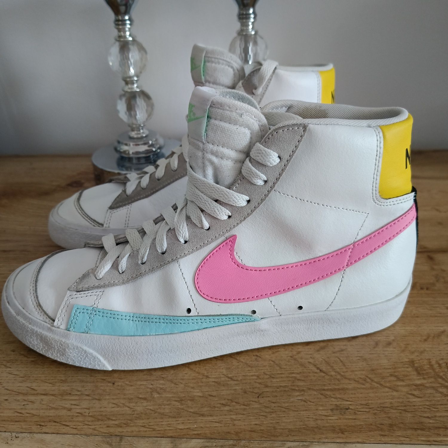 Buty Nike blazer mid 77 białe 39