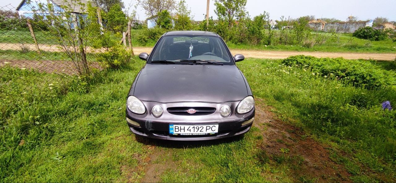 Продам автомобиль Kia Shuma