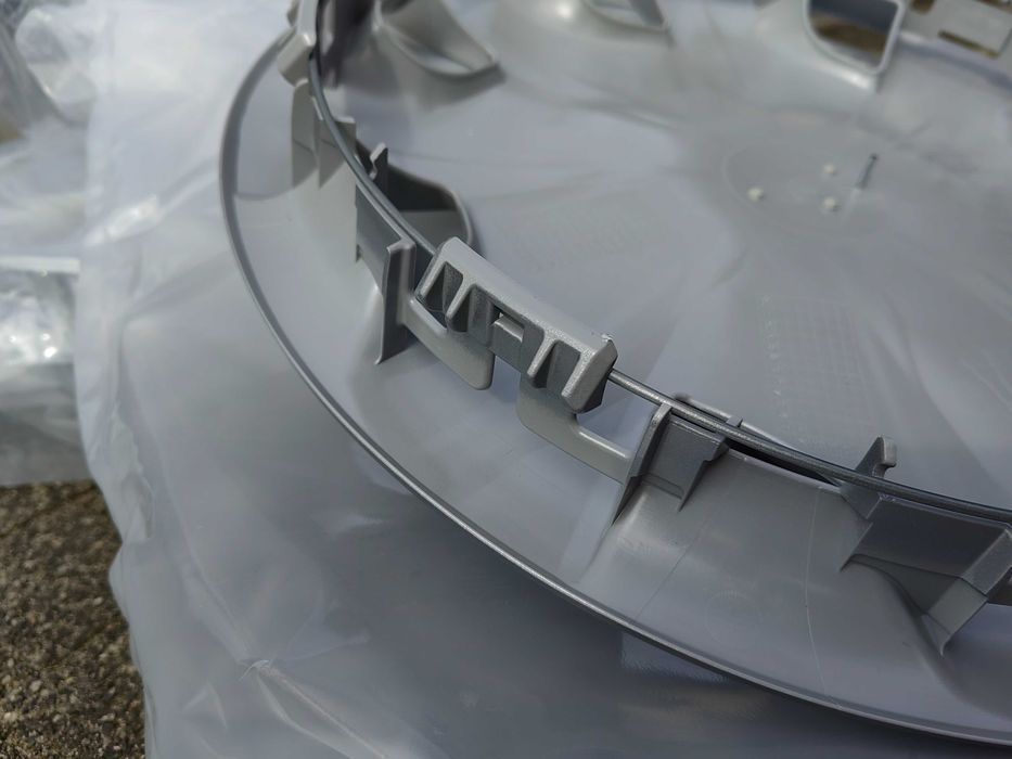 Kołpaki Toyota 15" Org NOWE 42602.74010 Corolla Auris Yaris Aygo Verso