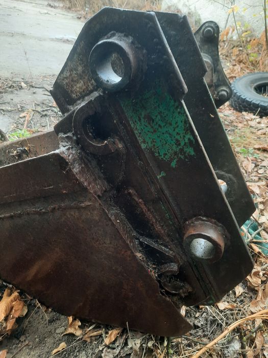 Продам ковш для JCB перероблений з ЮМЗ