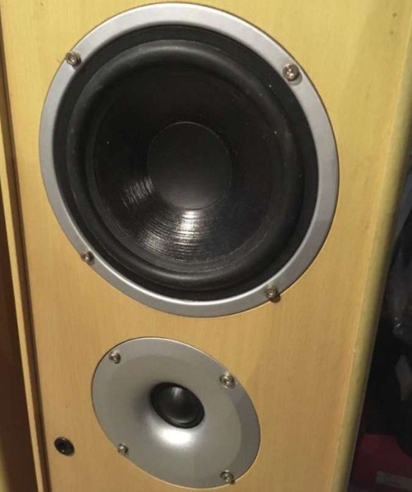 акустичні системи AEG LB 4704