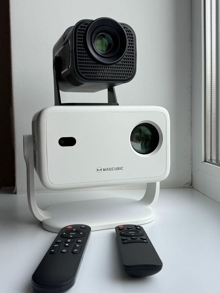 Проектор MAGCUBIK LO18; HY320 MINI Домашній кінотеатр Android 11 Wifi