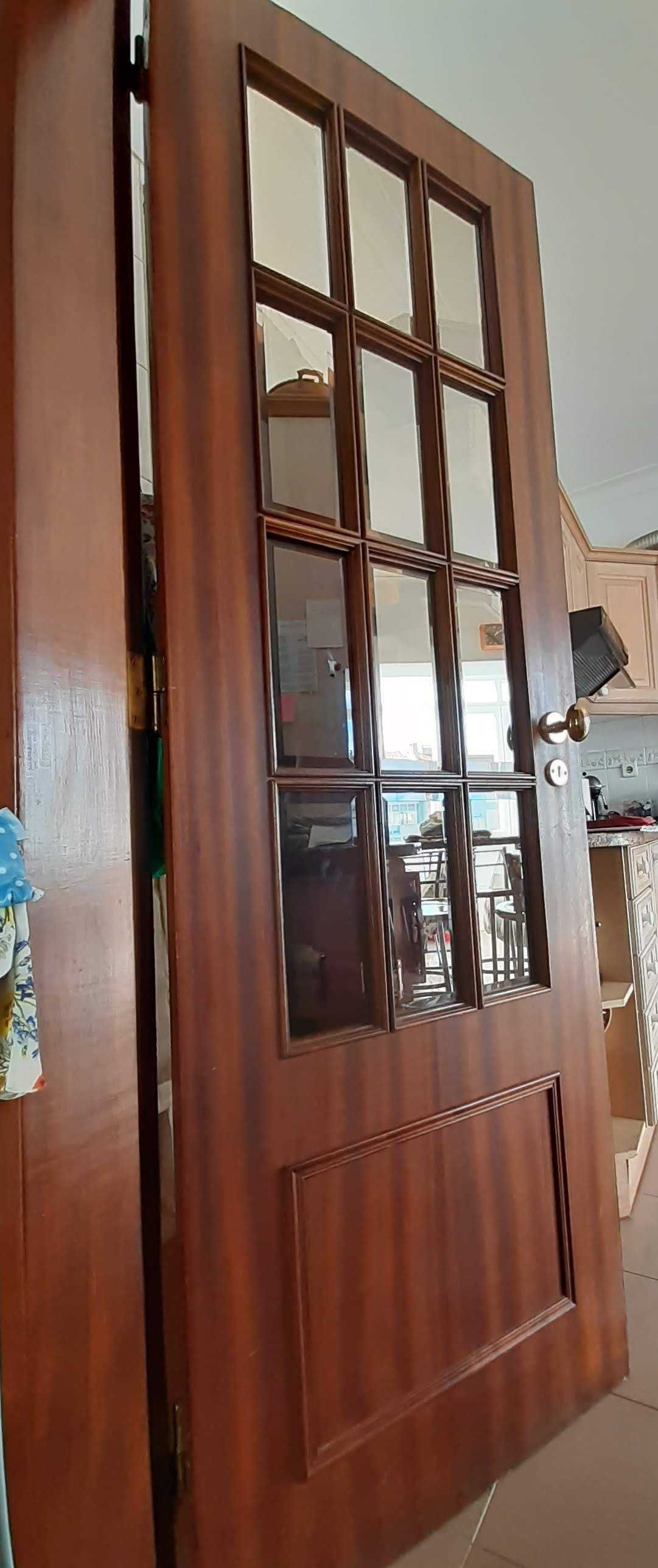 Portas interiores de madeira com vidros biselados [5 disponíveis]