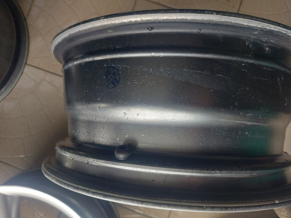 R16  диски 4×100 DIA 56.1 титани R16