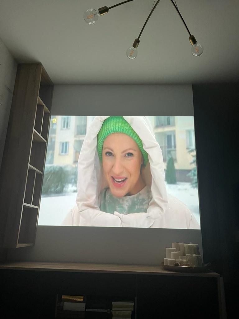 AKTUALNE Farba ekranowa ścienna do projektora/rzutnika Screen Goo 2.0