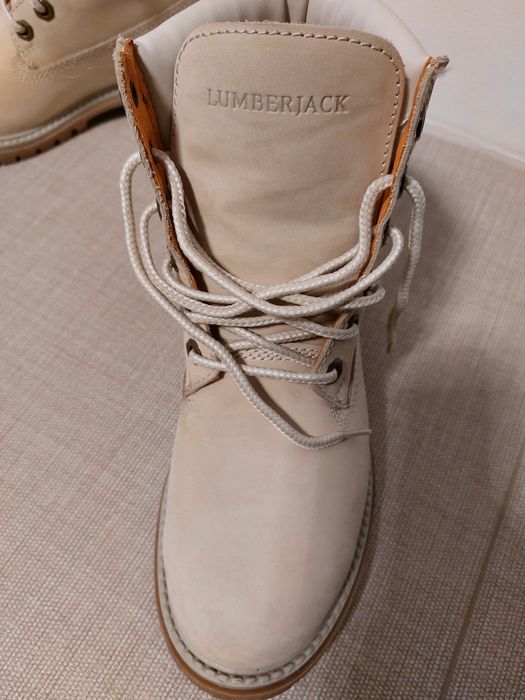 Продам жіночі черевикии