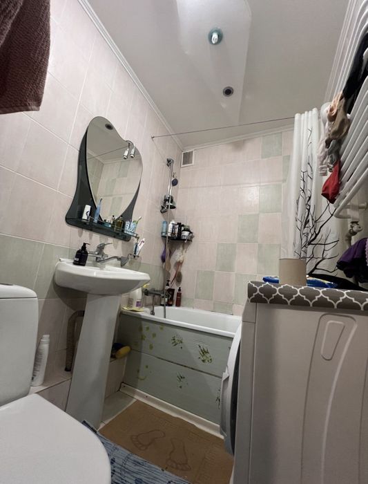 Продам 2 кімнатну квартиру.Пацаєва