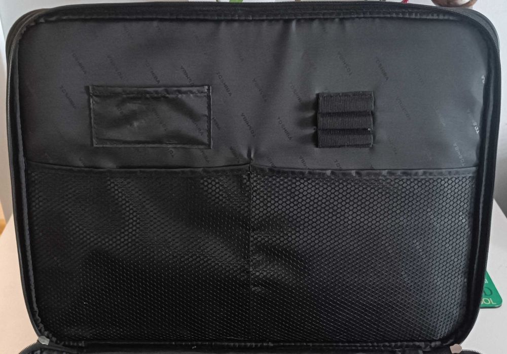 Torba na laptopa marki Toshiba