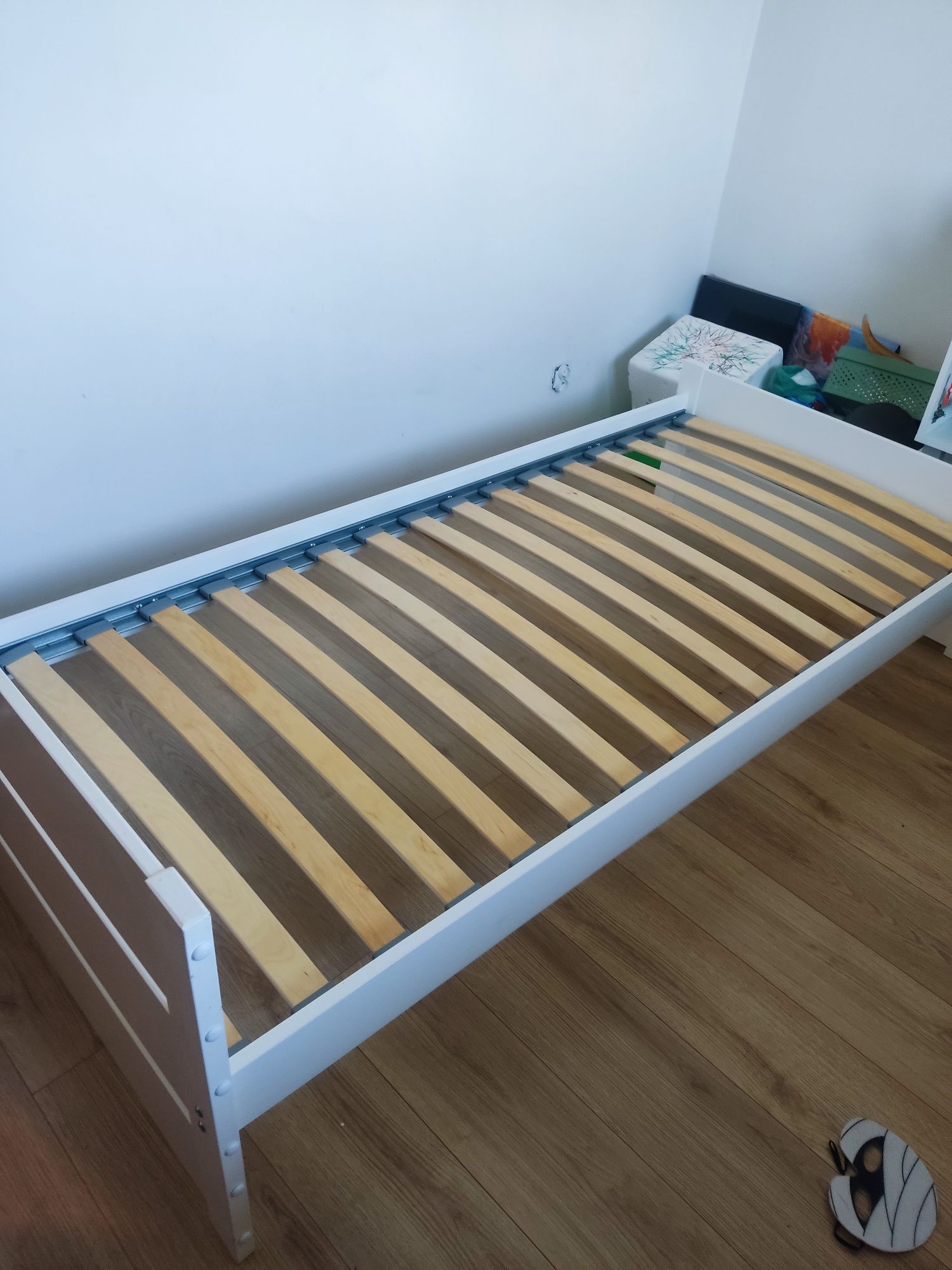 Łóżko drewniane Bartek białe 90x200