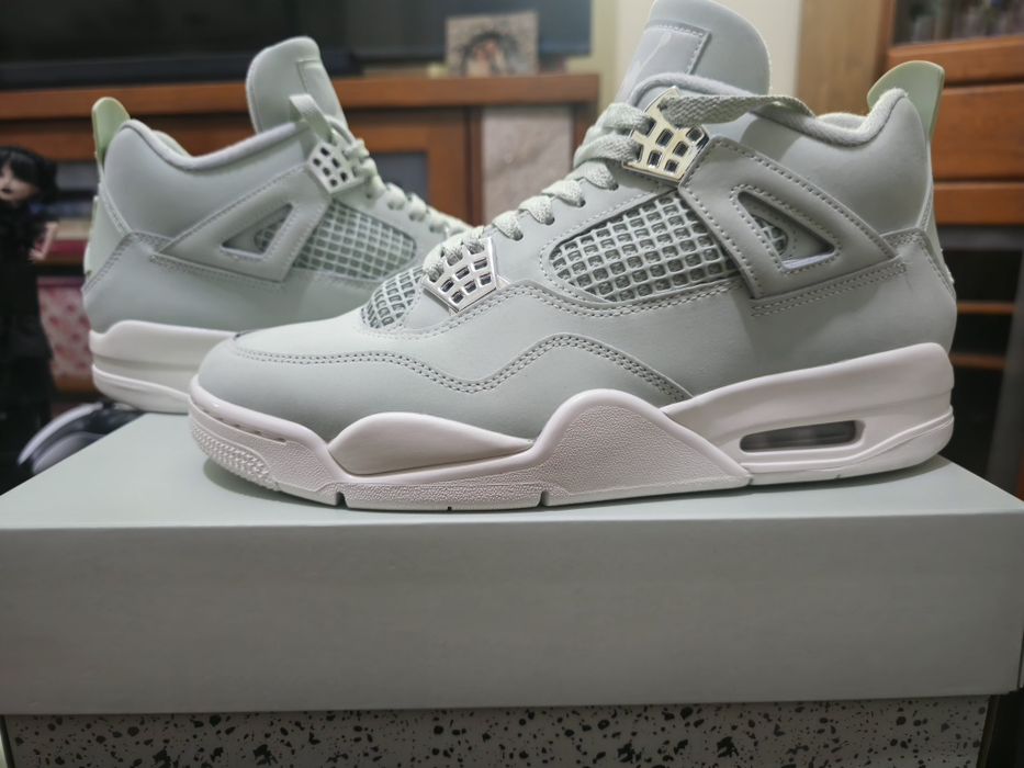 Jordan 4 com caixa original