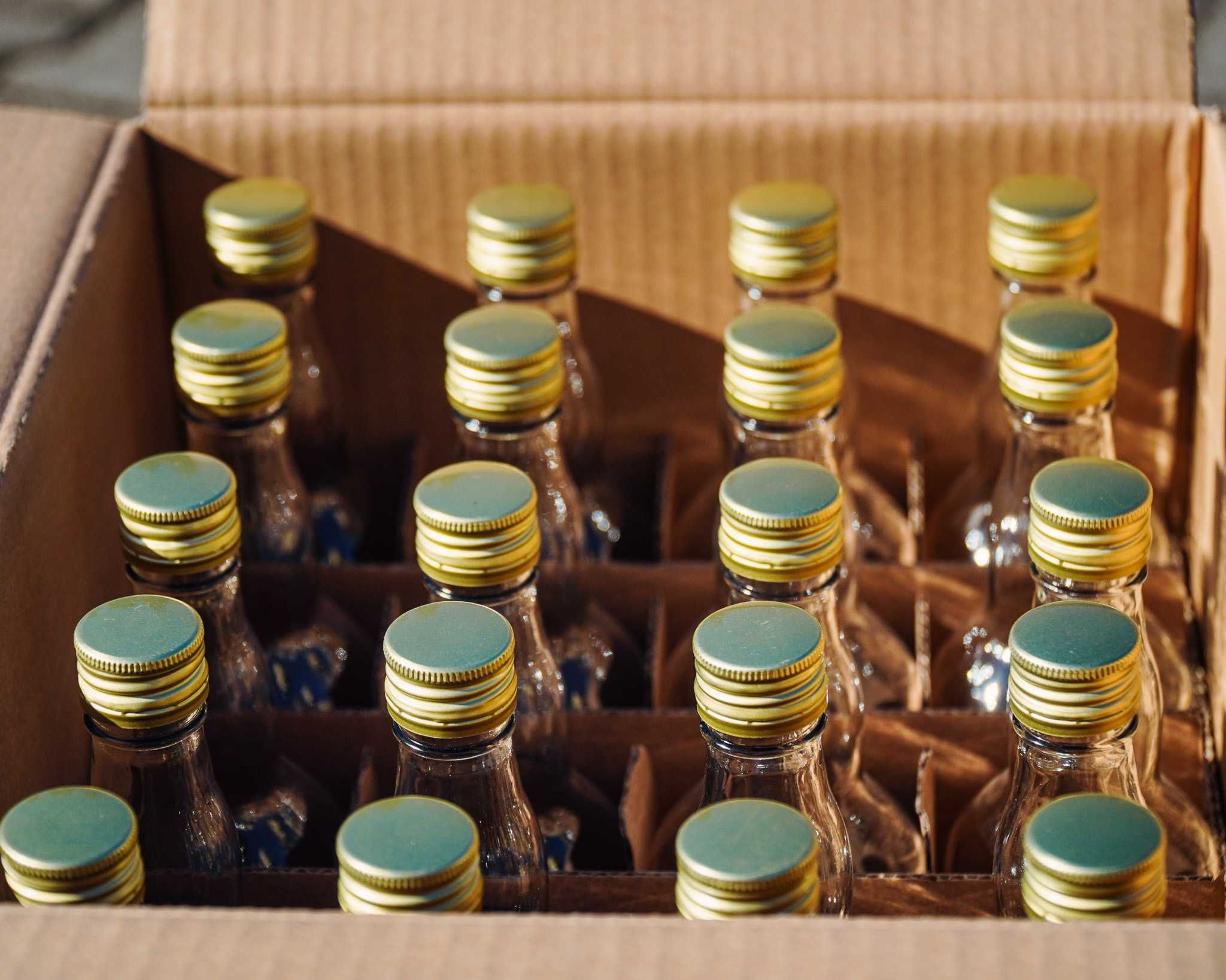 Zestaw Butelka Monopolowa szklana 500 ml 20 sztuk + ZAKRĘTKA