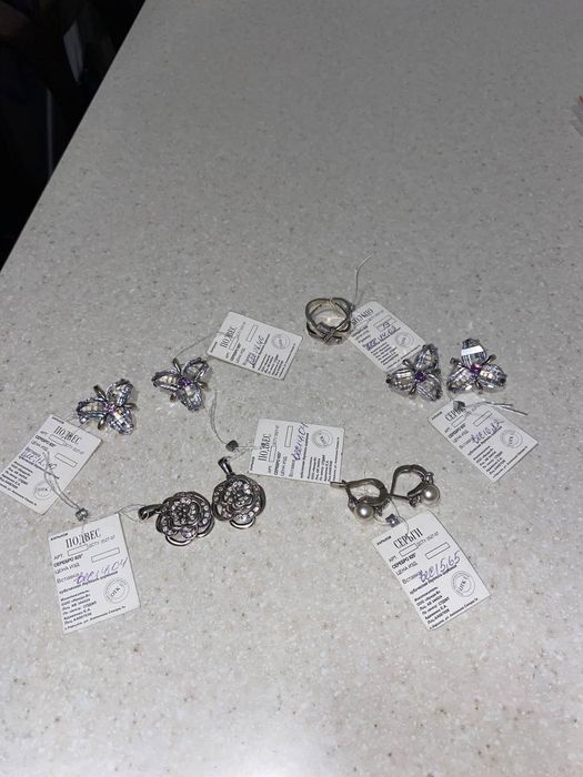 Продам серебрянные изделия с бирками