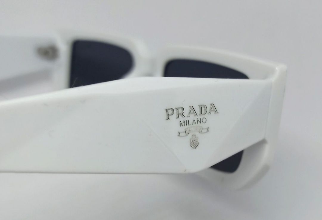 Брендовые женские очки линзы серые в белой оправе стильные