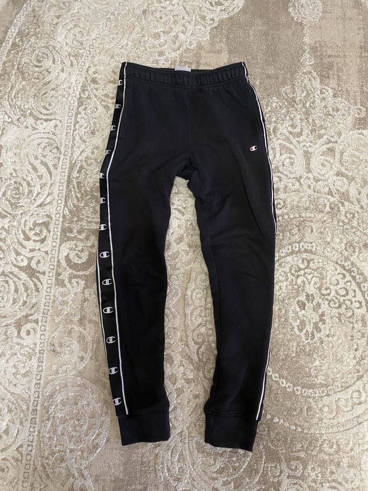 Продам штани Champion на лампасах