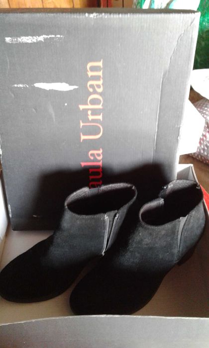 Botas e botins, OPORTUNIDADE