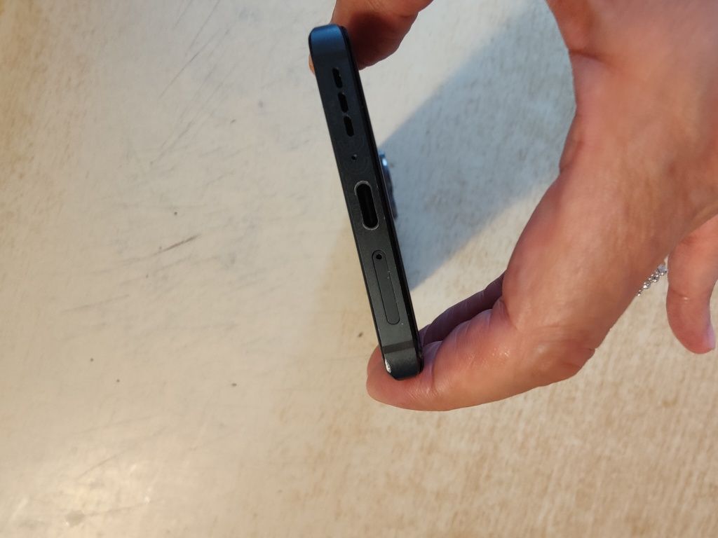Sprzedam smartfon Motorola edge 30 fusion. 8/128. Stan BDB