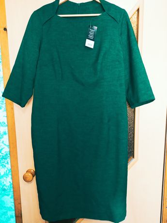 Платье новое 54 ТМ JHIVA распродаю в связи с переездом