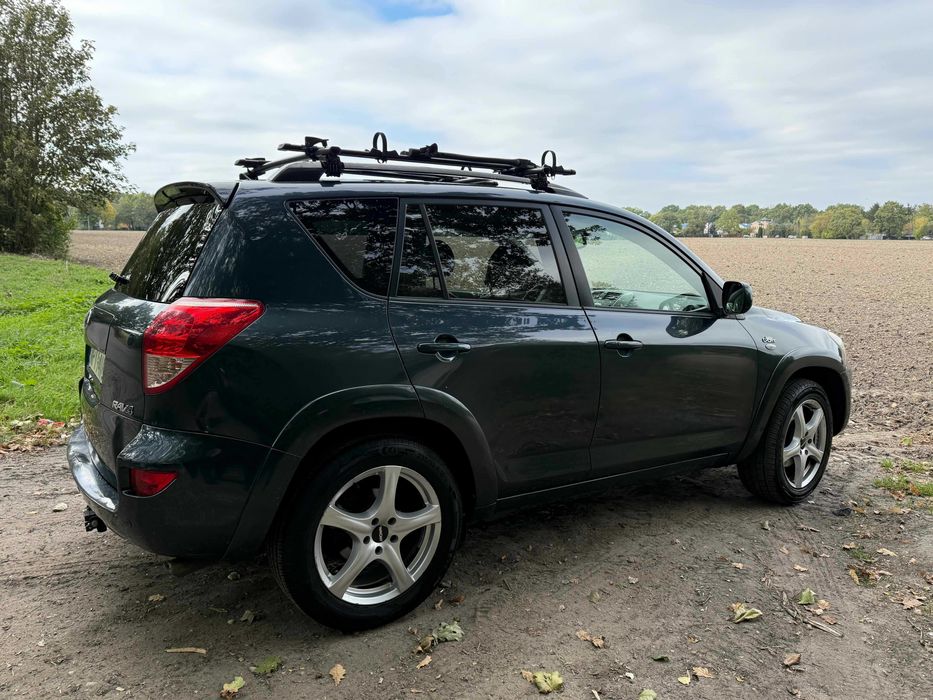 Toyota RAV 170 KM, 2007, pierwszy właściciel, hak, dwa komplety kół