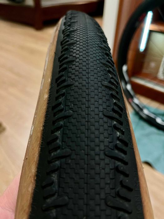 Покришки Schwalbe G-One RS 28"x1.50" 700x40C (40-622) Folding TLE Evo