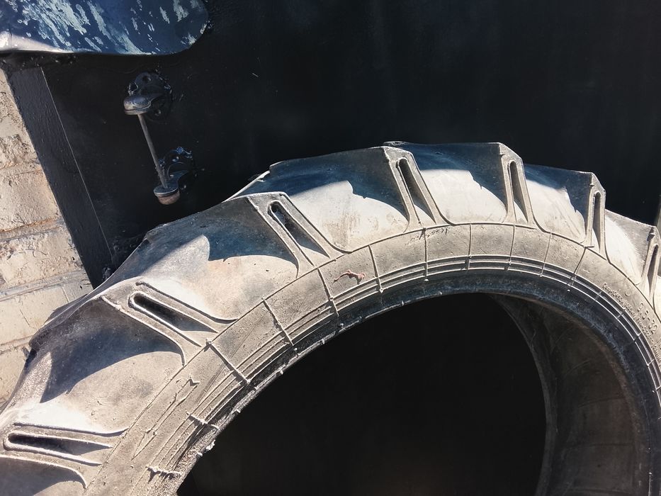 Продам запчастинитрактор т16т25