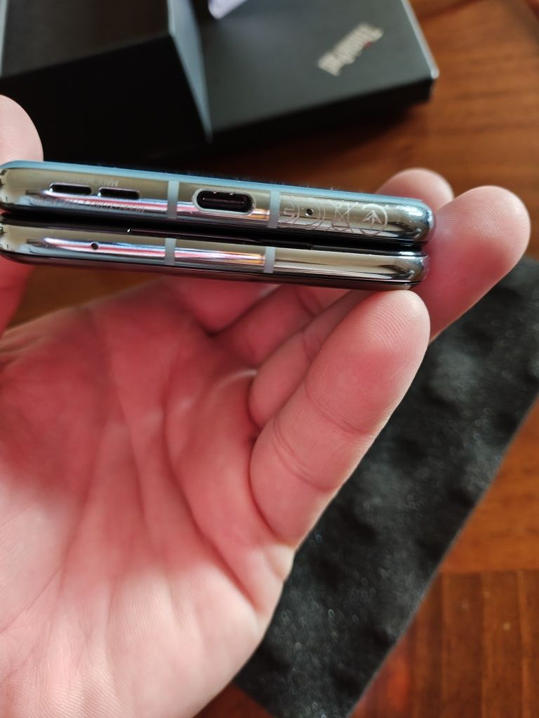 Motorola RAZR 40 ULTRA