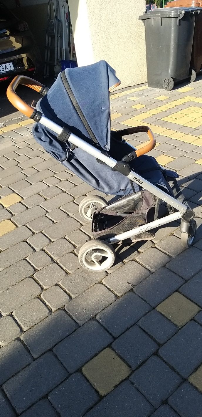 Sprzedam wózek typu spacerówka