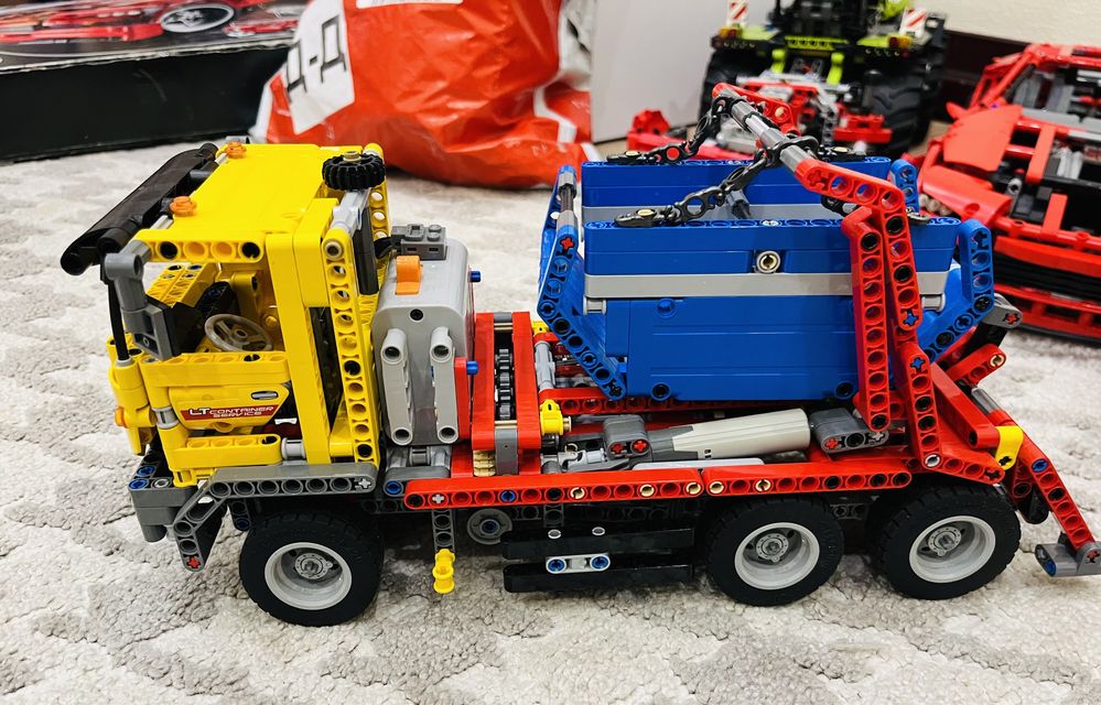Lego Technic 42024 Лего Техник контейнеровоз