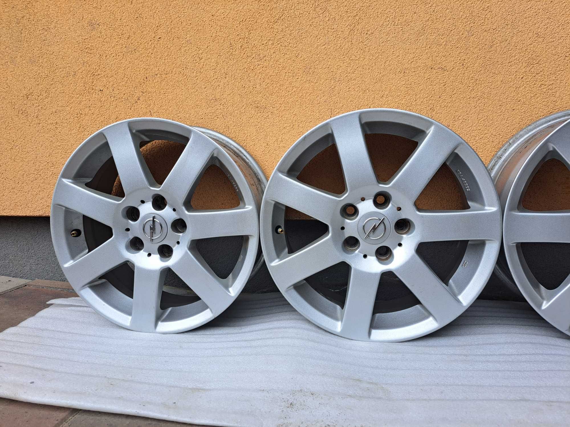 Alu Felgi Aluminiowe 5x105 16Cali Opel Astra J Astra K Mokka Chevrolet