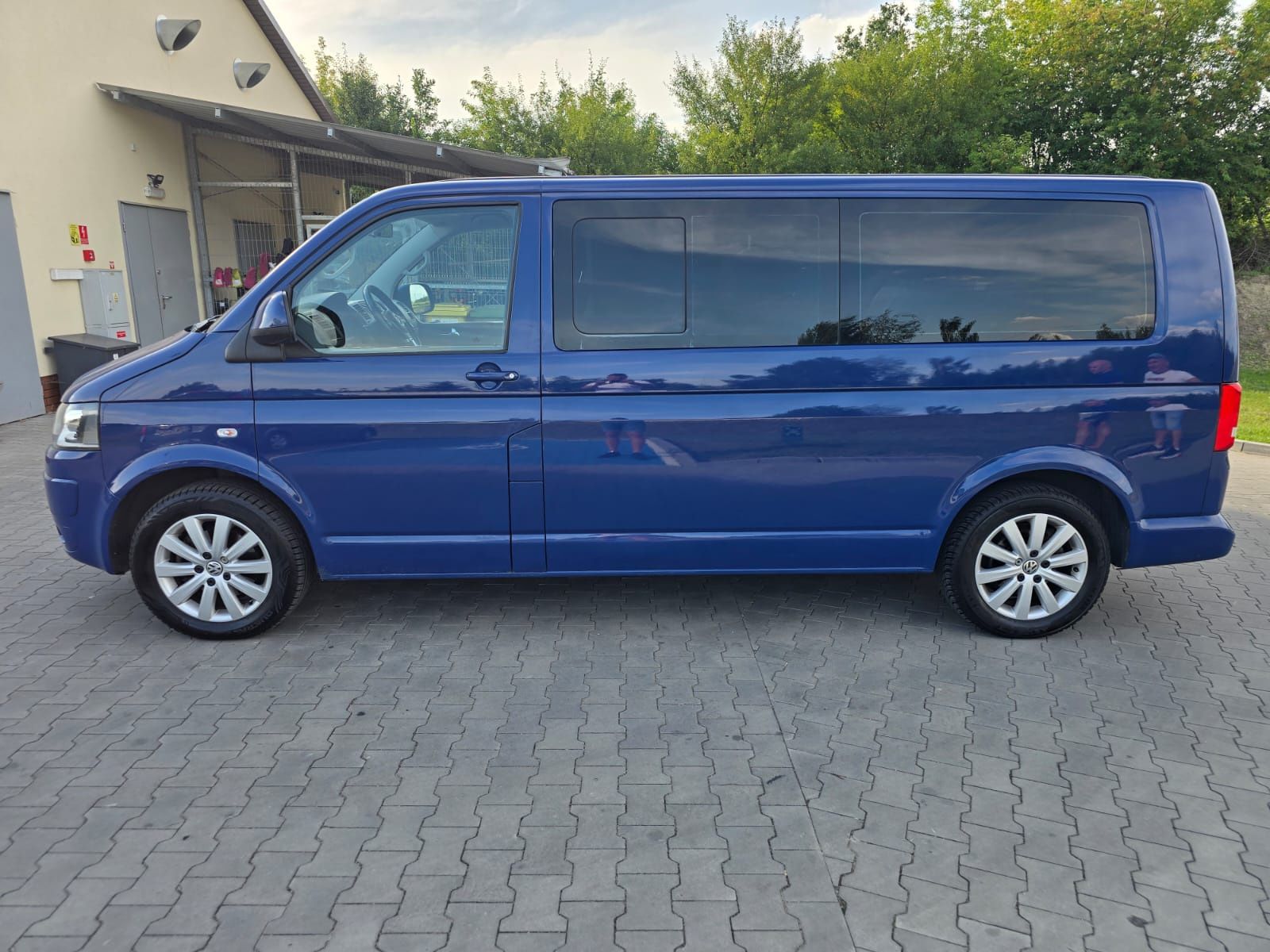 2.0 Tdi Long # Led Xenon # Multifunkcja # 17Alu # Super Stan # Webasto