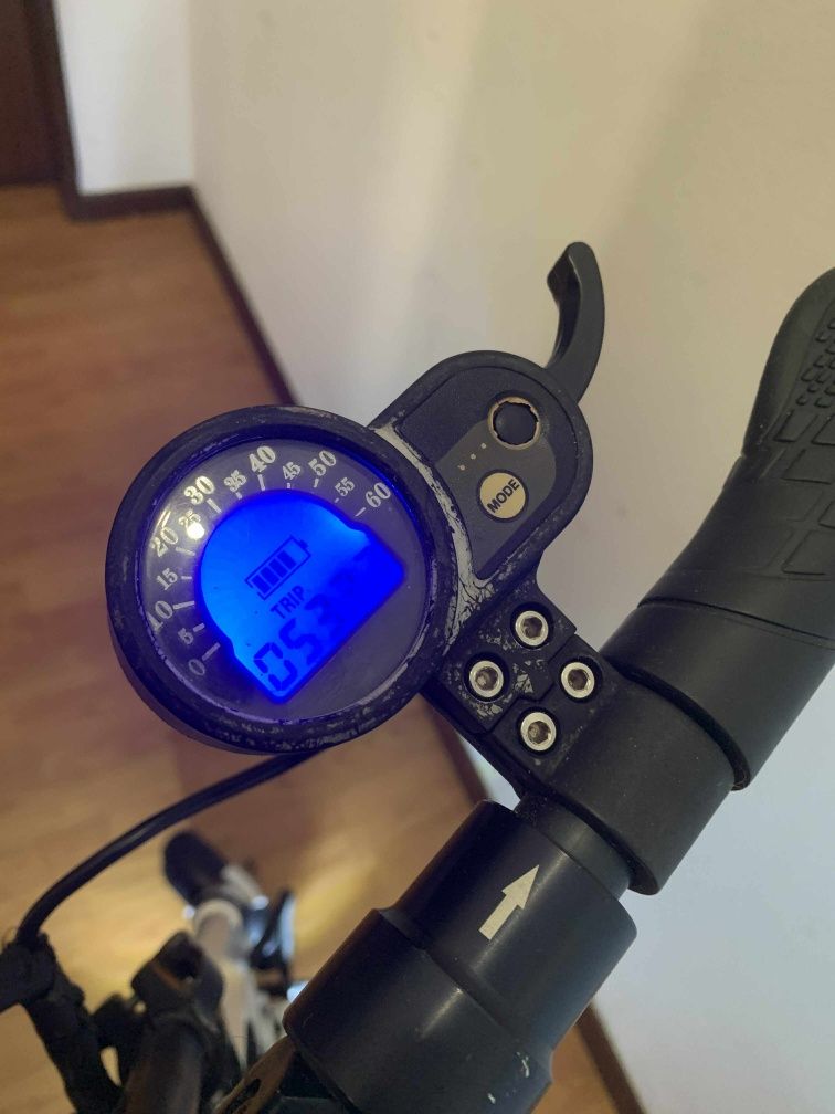 Vendo Trotinete eletrica