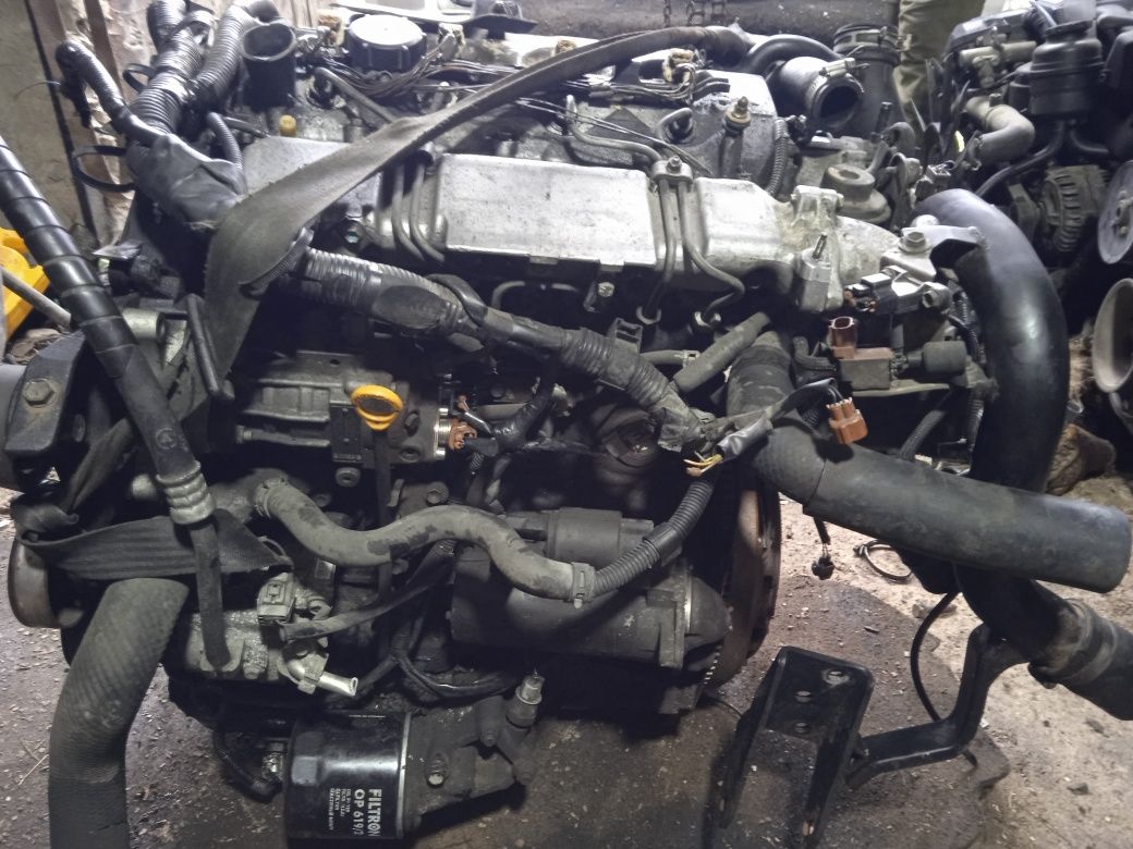 Мотор toyota korola kambri rav 4 2,0 hdi D4D 2002 r