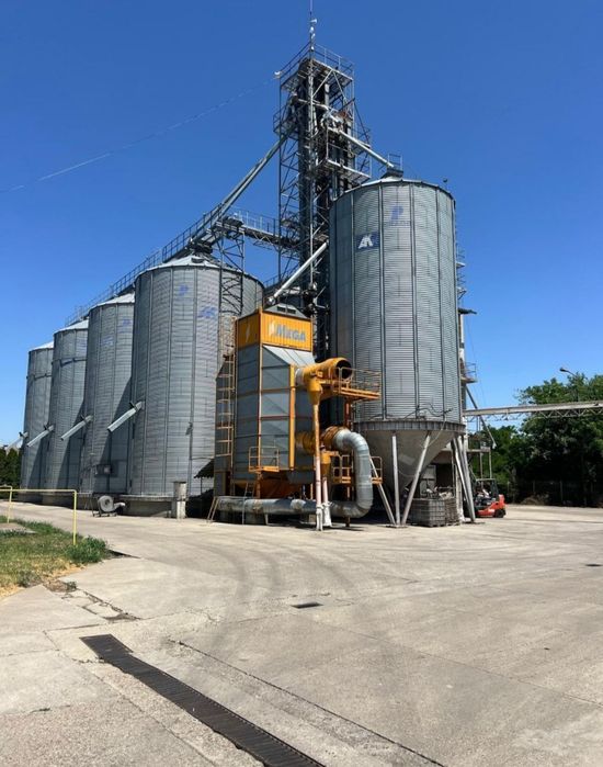 Елеватор в Сербії Агропідприємство Бізнес Агро Компанія