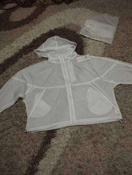 Вітровка оверсайз нова куртка демі