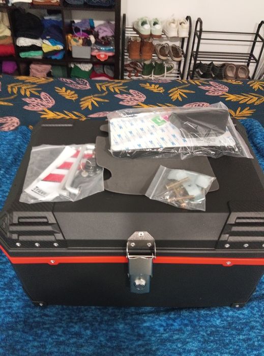 **BAÚ para MOTA ou SCOOTER 80 Litros