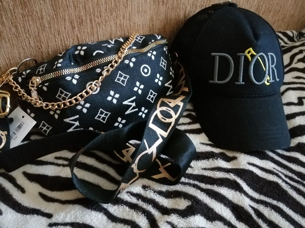 Комплект кепка  принт" Dior" + бананка/комплект