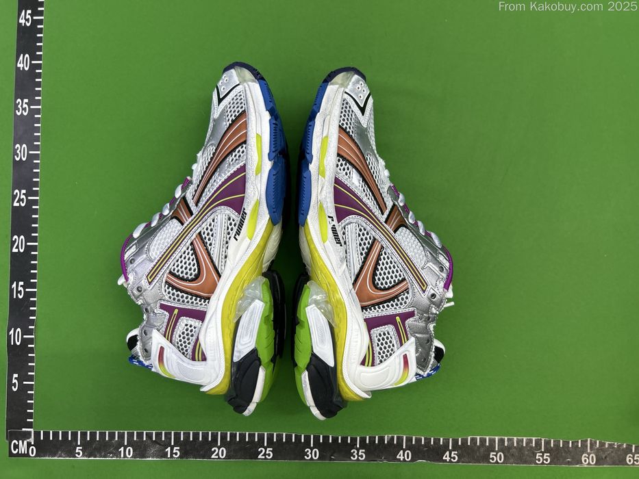 balenciaga runner