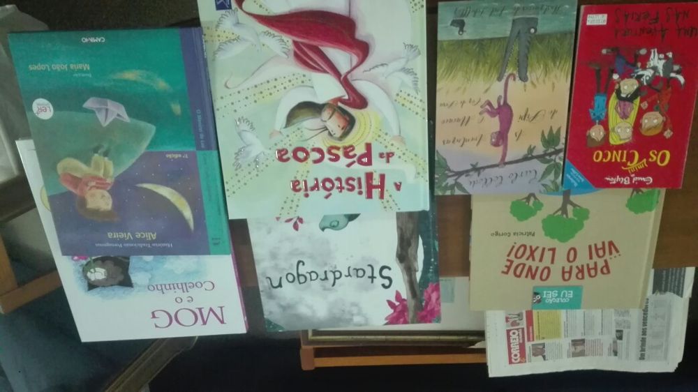 Livros infantis - Títulos variados em excelente estado