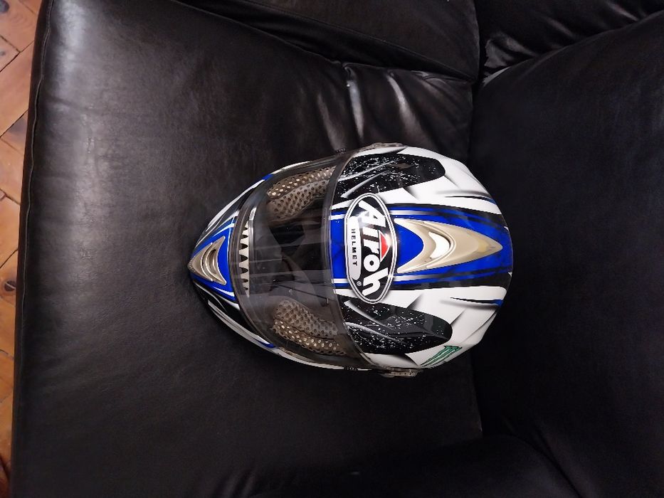 Capacete Airoh usado
