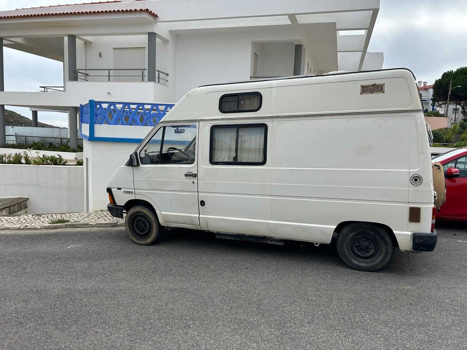 Campervan, autocaravana Renault
