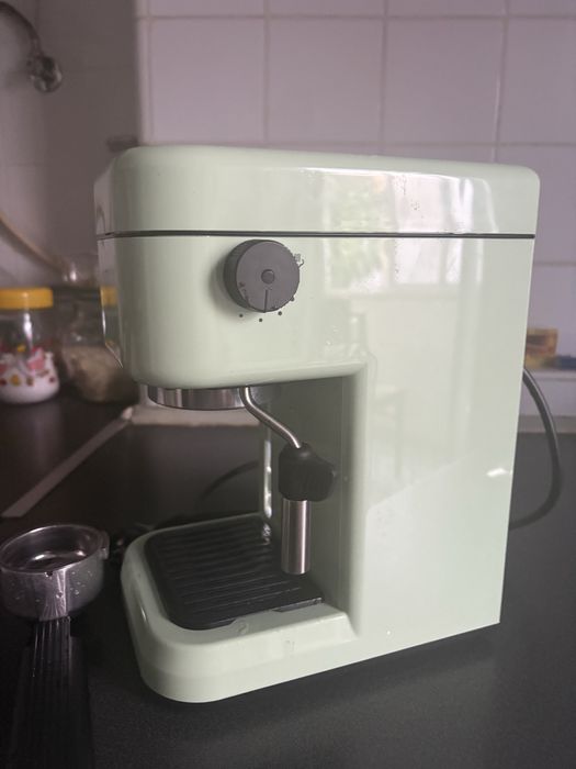 Maquina de café - Briel + moinho de cafe Aigostar