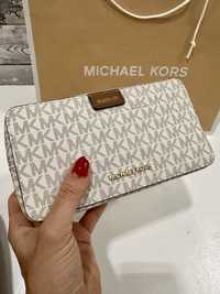 NOWA kosmetyczka MICHAEL KORS vanilla monogram oryginalna FIRMA 225 zł