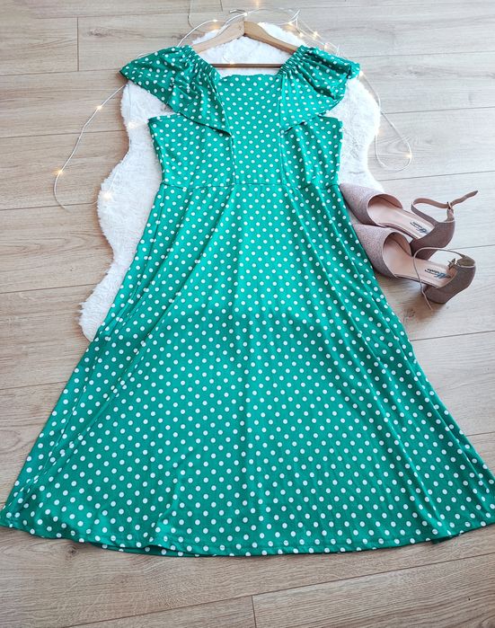 Elegancka sukienka w grochy Midi L40 wieczorowa retro
