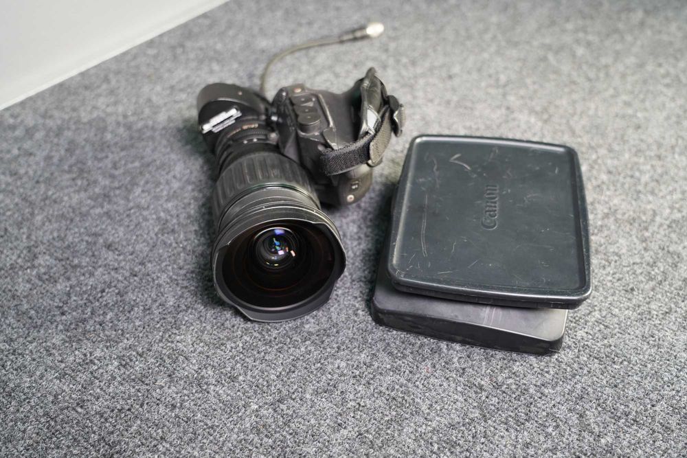 Об'єктив Canon J11ex4.5B