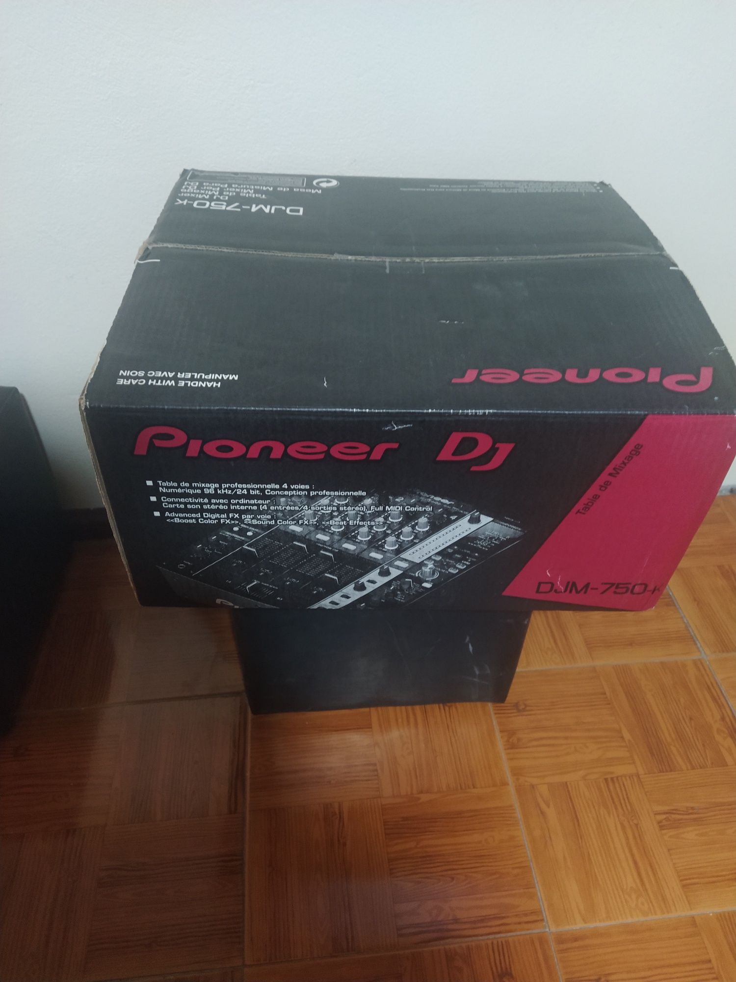 Pioneer DJM 750 k